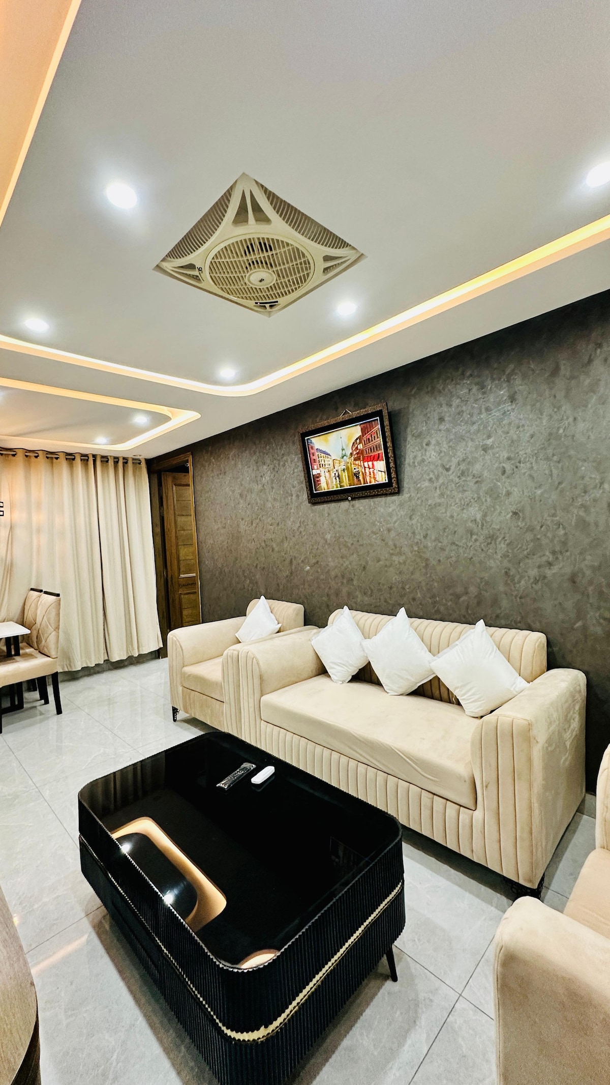Comfortable 1BR | Best Location in Bahria Lahore