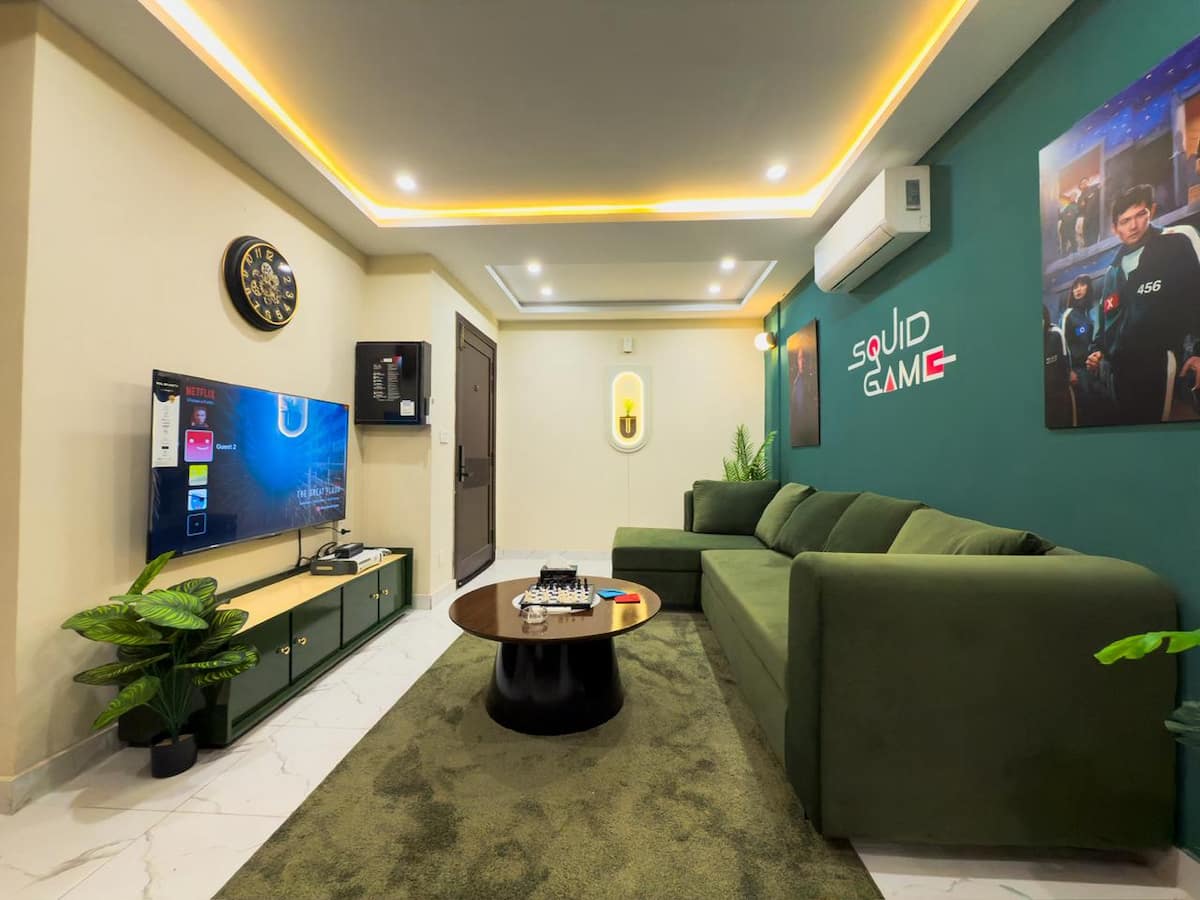 Premium 1 Bedroom Stay Squid Game