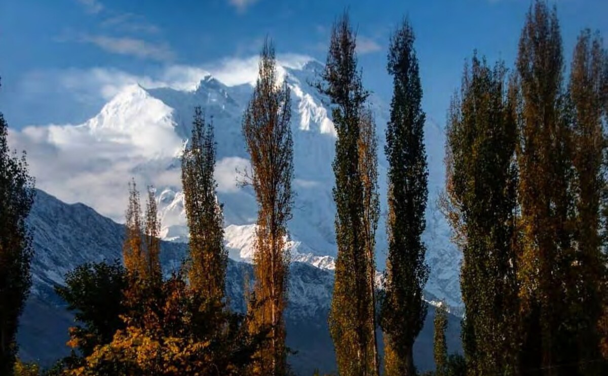 Scenic Deluxe Retreat for 3 in Nasirabad photo 4