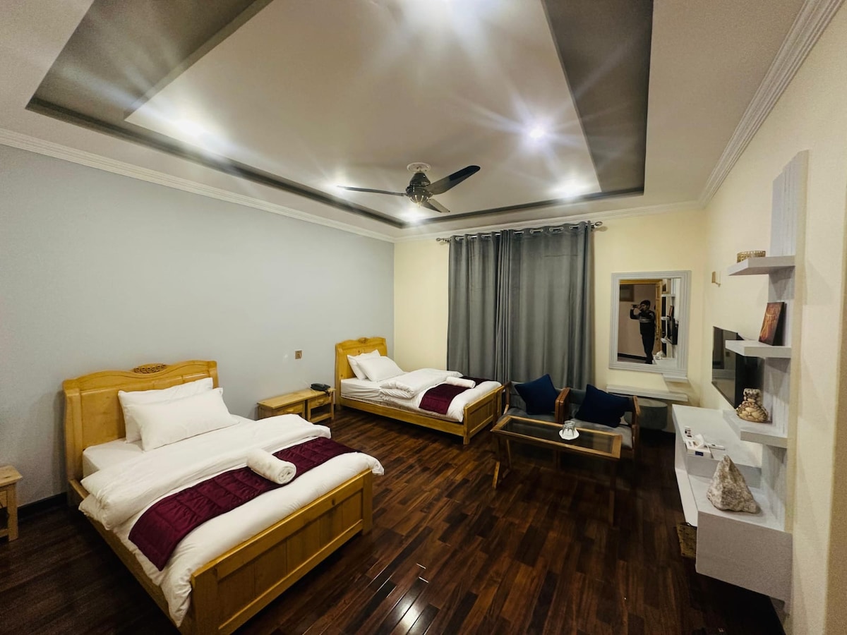 Luxury Twin Room · Epic Skardu Mountain Views photo 2