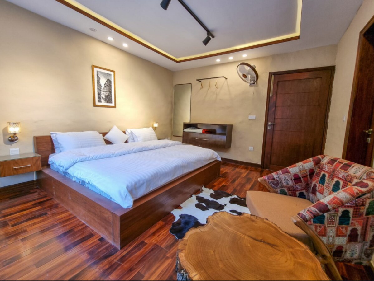 Luxury Suite in Hunza with Epic Mountain Views photo 3
