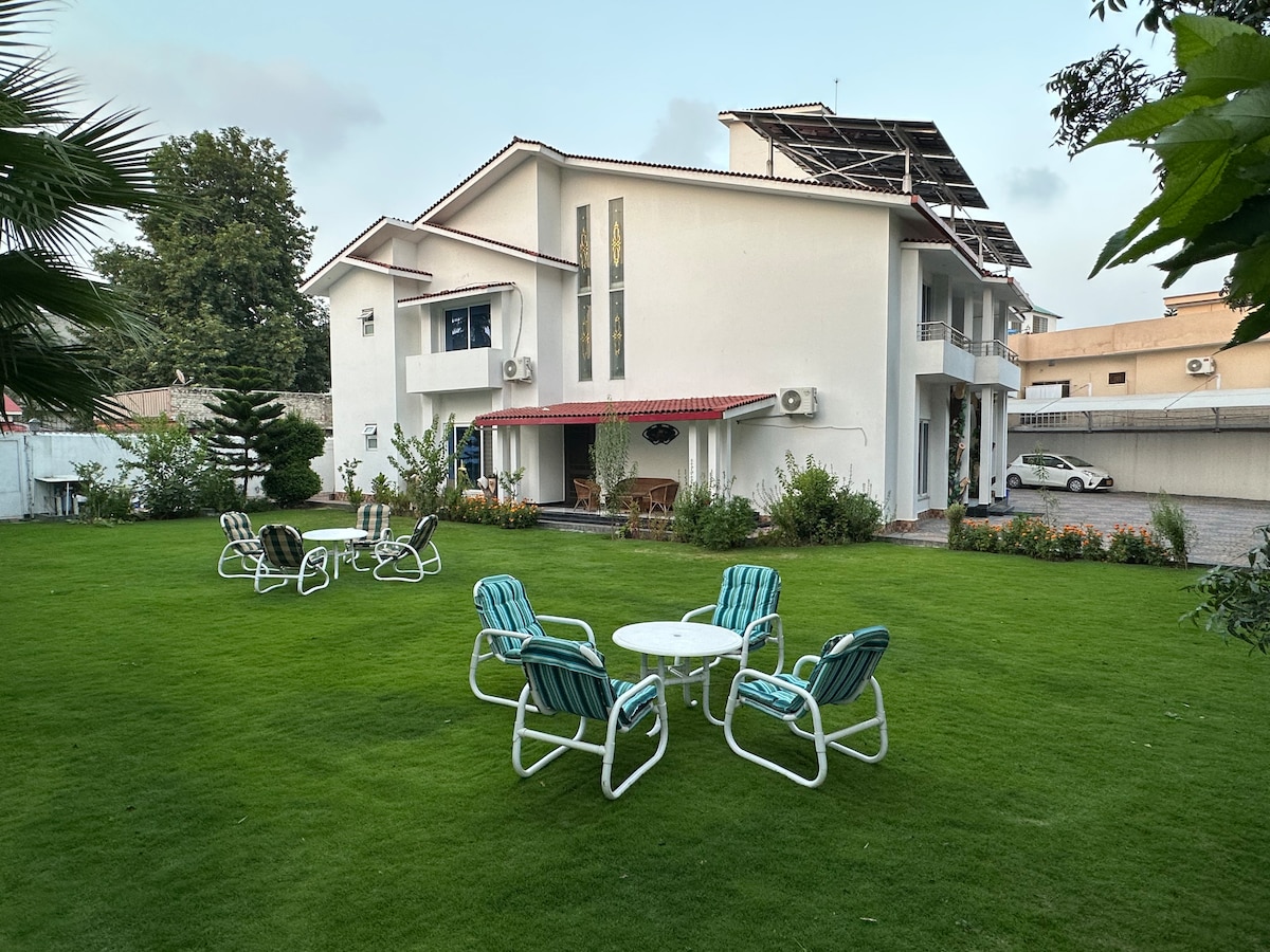 Family Suite Retreat in Abbottabad