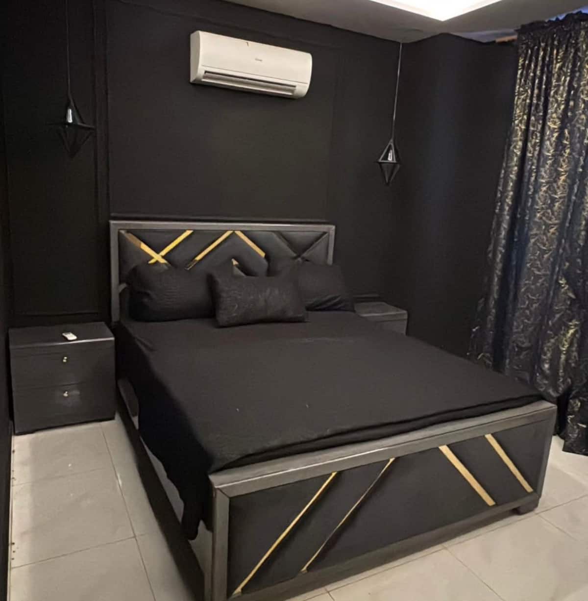 Safe 1-BHK | Zameen Opal Lahore photo 2