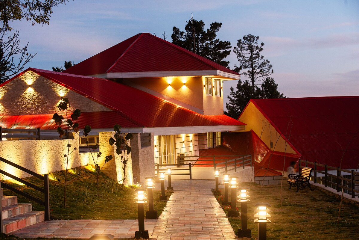 Executive Suite · Cedar & Pines Ayubia photo 5