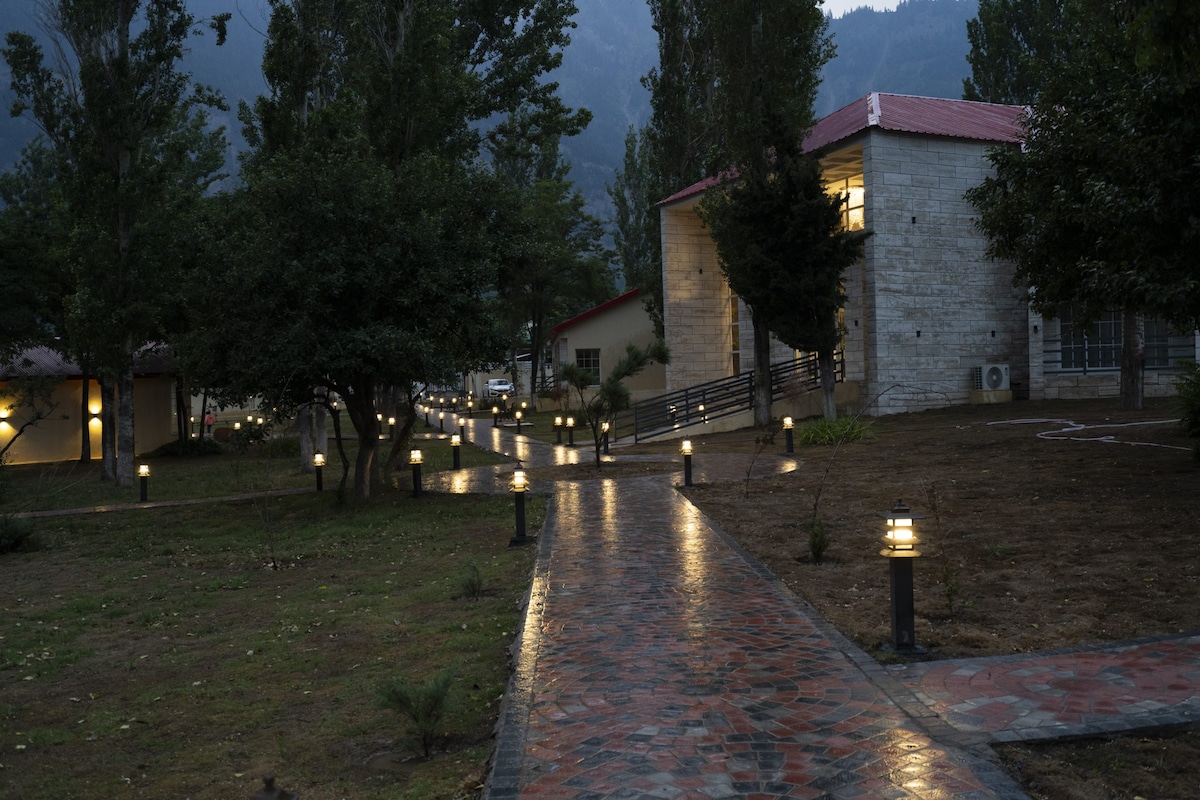Luxury Deluxe Room in Kalam Valley Resort photo 2