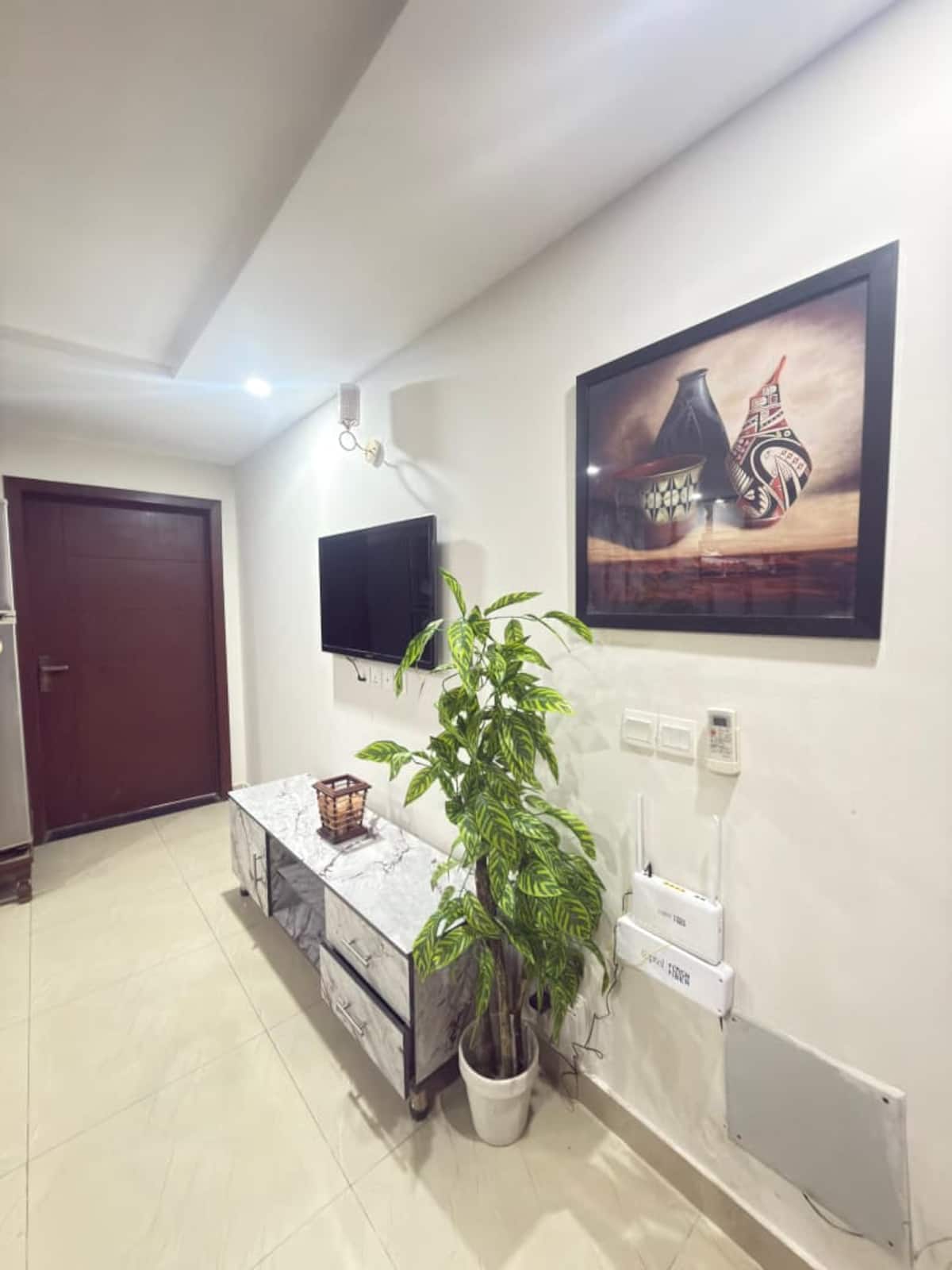 Peaceful 1-Bed Apartment | Gulberg Greens photo 4