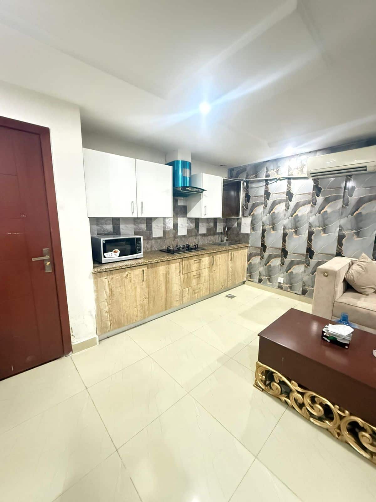 Peaceful 1-Bed Apartment | Gulberg Greens photo 3
