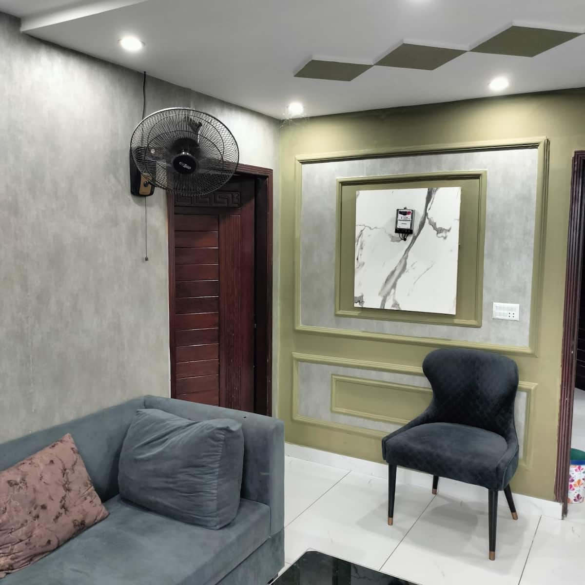 Fully Furnished 1-BHK | Bahria Town Short Stay photo 4