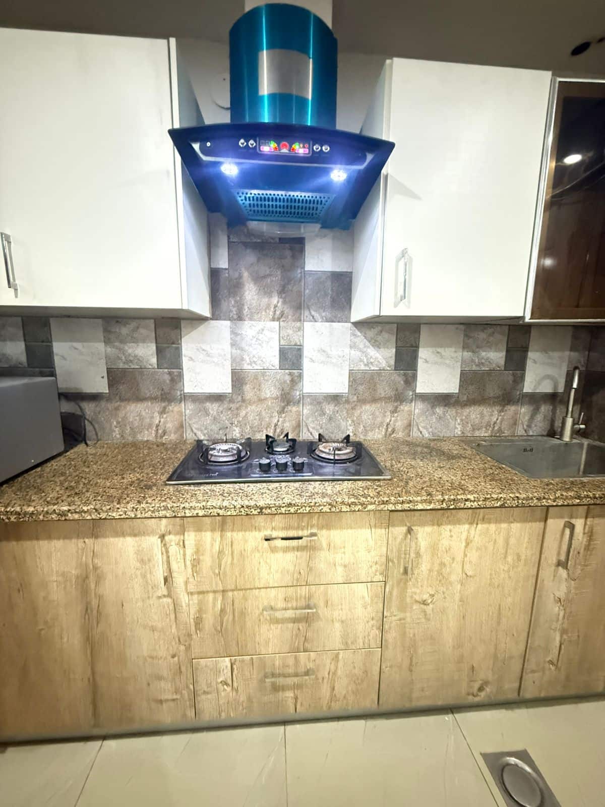 Peaceful 1-Bed Apartment | Gulberg Greens photo 5
