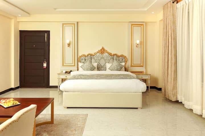 Executive Suite Naran · Near Saif ul Maluk