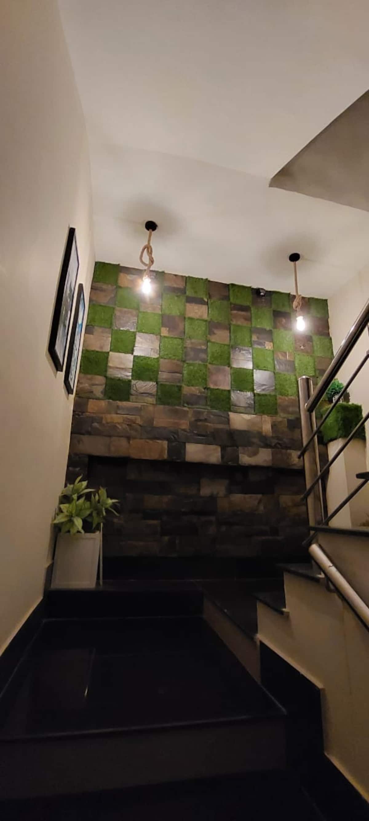 Scenic 1BHK Retreat | Ayubia Road Kuzagali photo 5