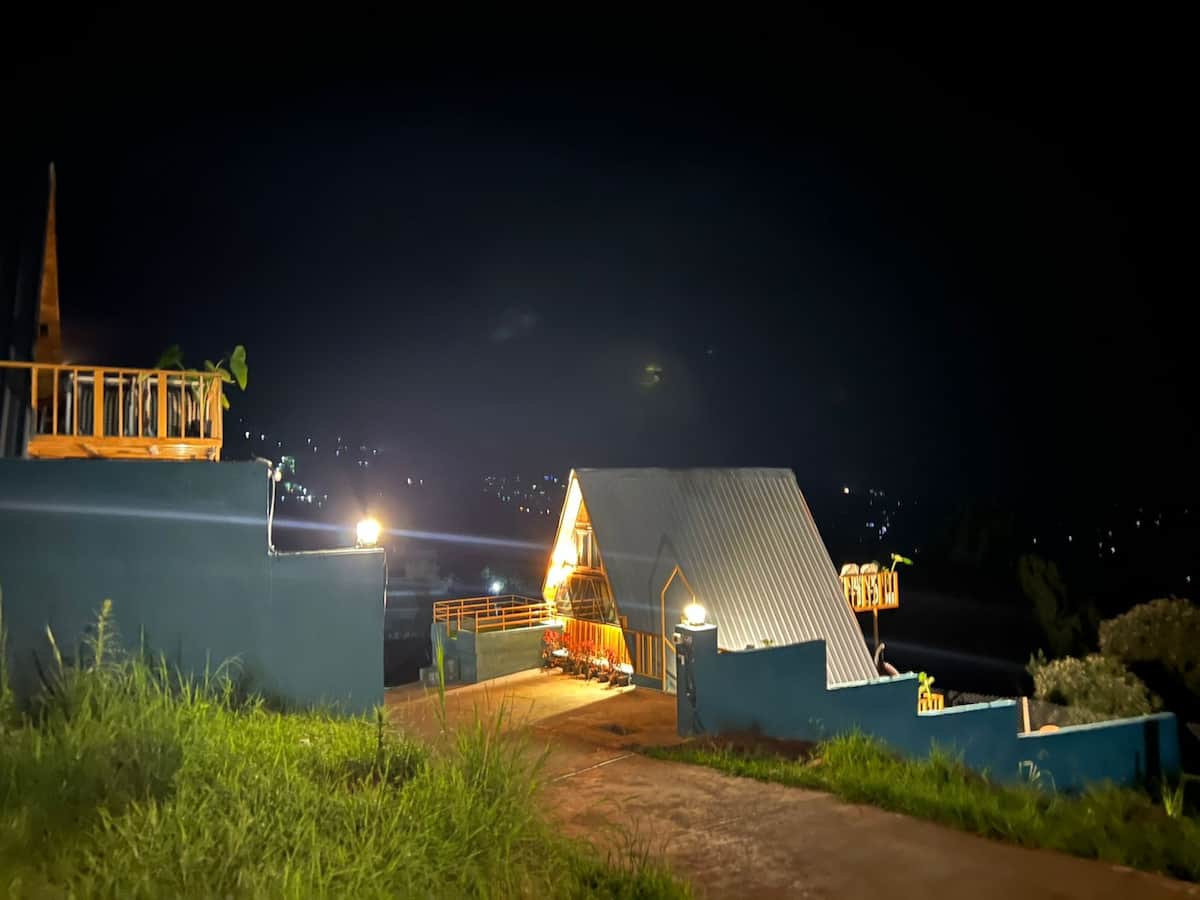 The Glass Gable | Modern Glamping & Scenic Deck photo 3