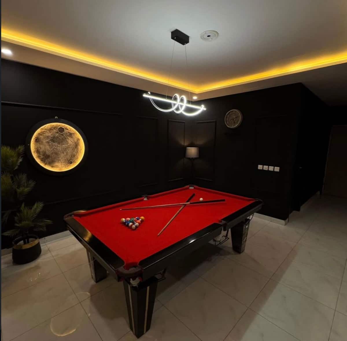 Safe 1-BHK | Zameen Opal Lahore photo 5