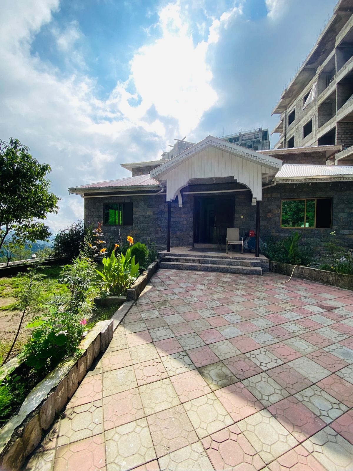 Exclusive 5BR Stay | Spacious & Fully Equipped photo 2