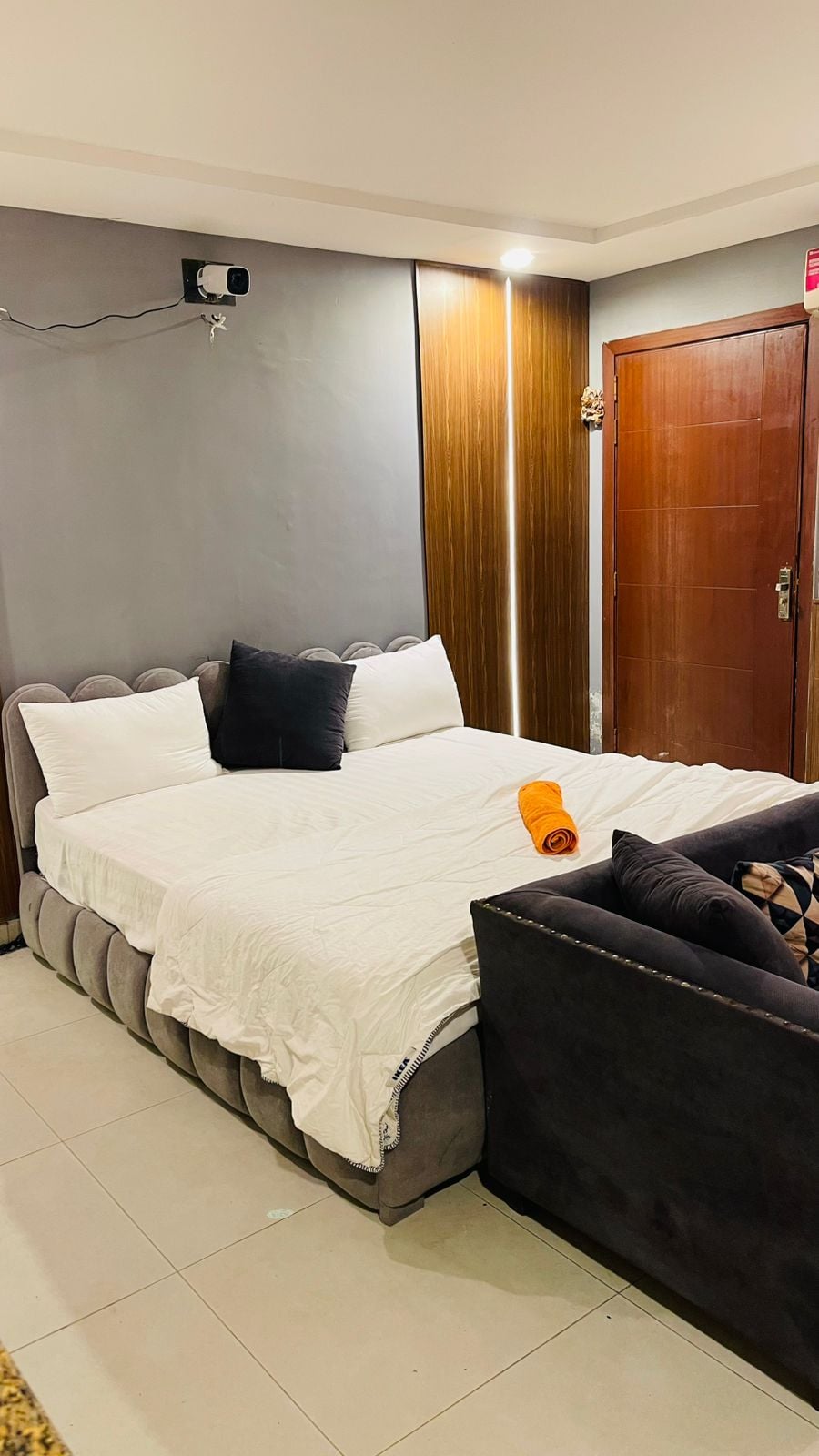 Budget Stay Near Gulberg Expressway ISB photo 2
