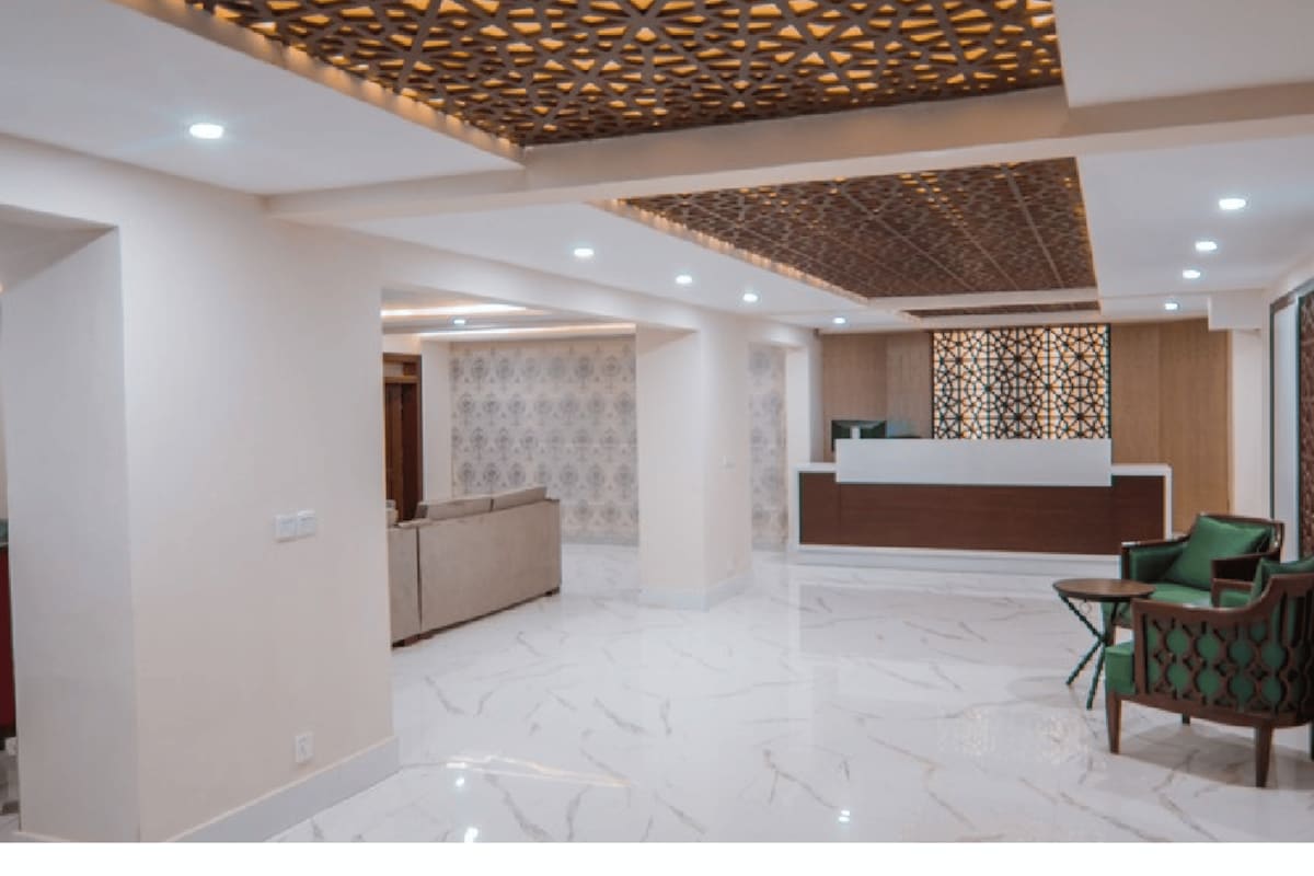 Skardu Luxury Penthouse · Jacuzzi & Views photo 4