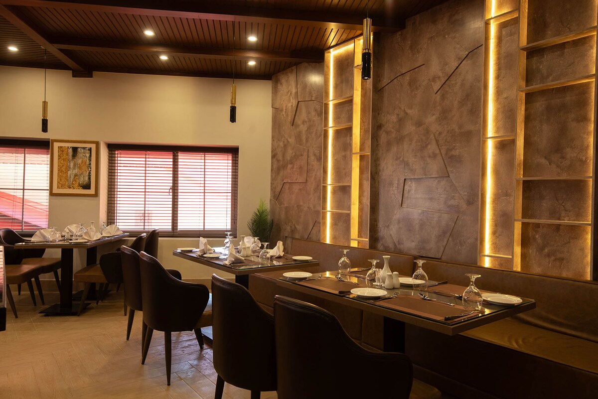 Luxury Deluxe Room · Pine Hills Ayubia photo 3