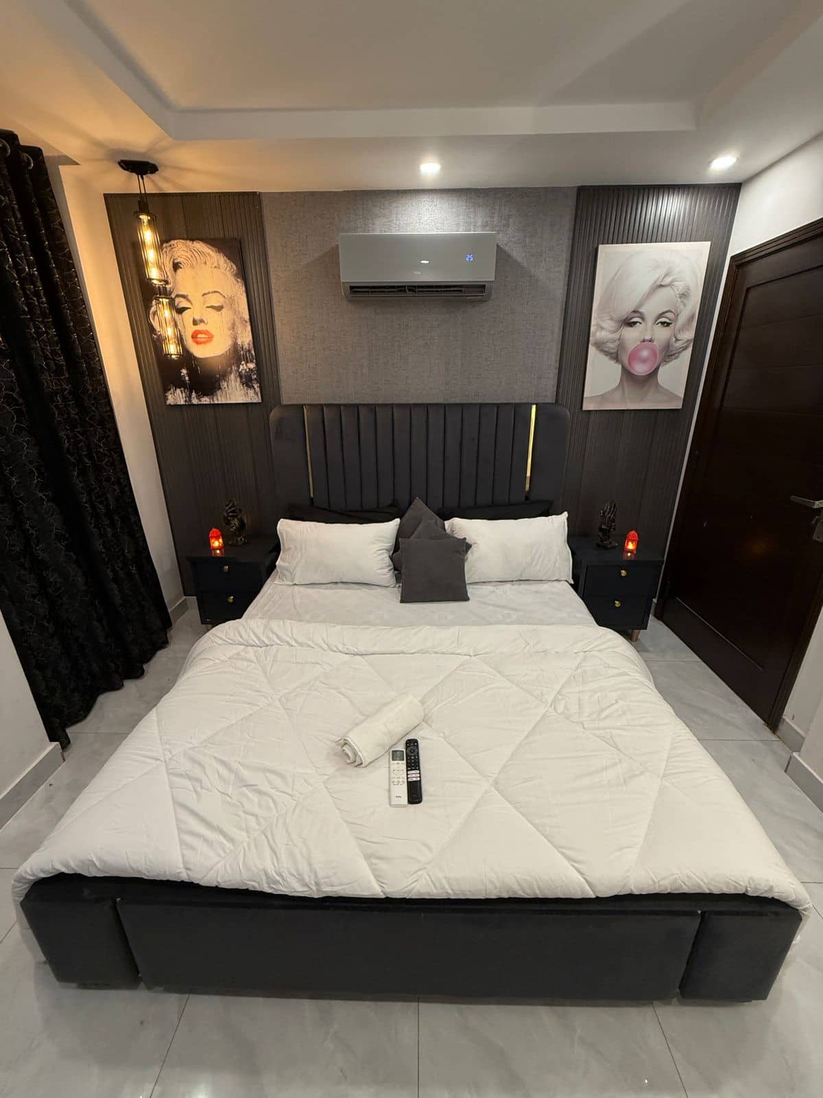 Modern 1BHK | Near Wrapsy Café