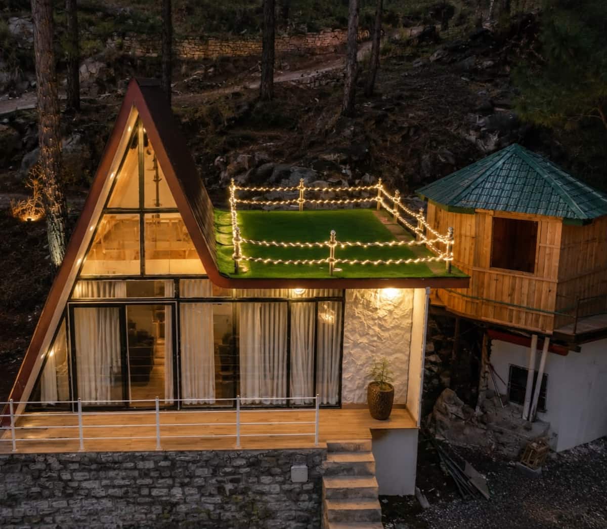Murree Family House w/ Mountain View, Near Mall Rd photo 5