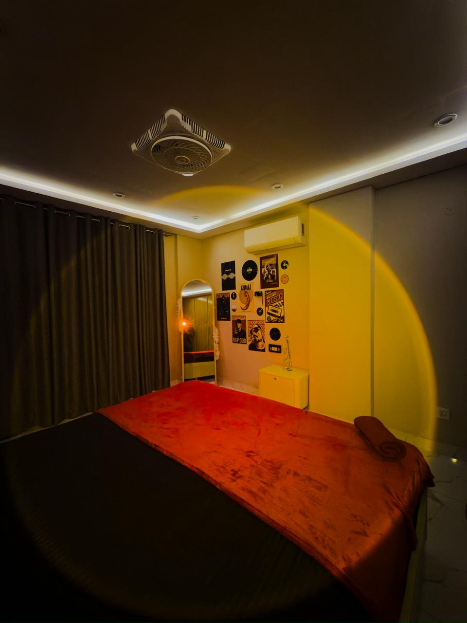 Money Heist Theme 1 Bedroom Apartment | Premium Stay in Bahria Town Lahore photo 4