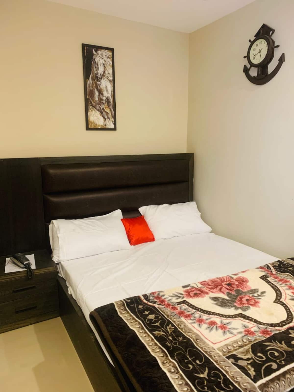 Scenic 2BHK Retreat | Peaceful Stay in Kuza Gali photo 4