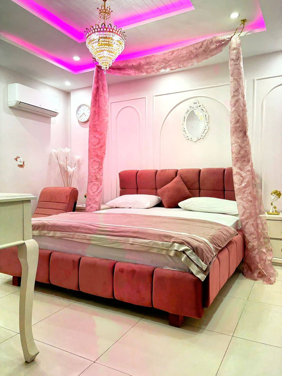 Barbie Themed Luxury Apartment Near Eiffel Tower