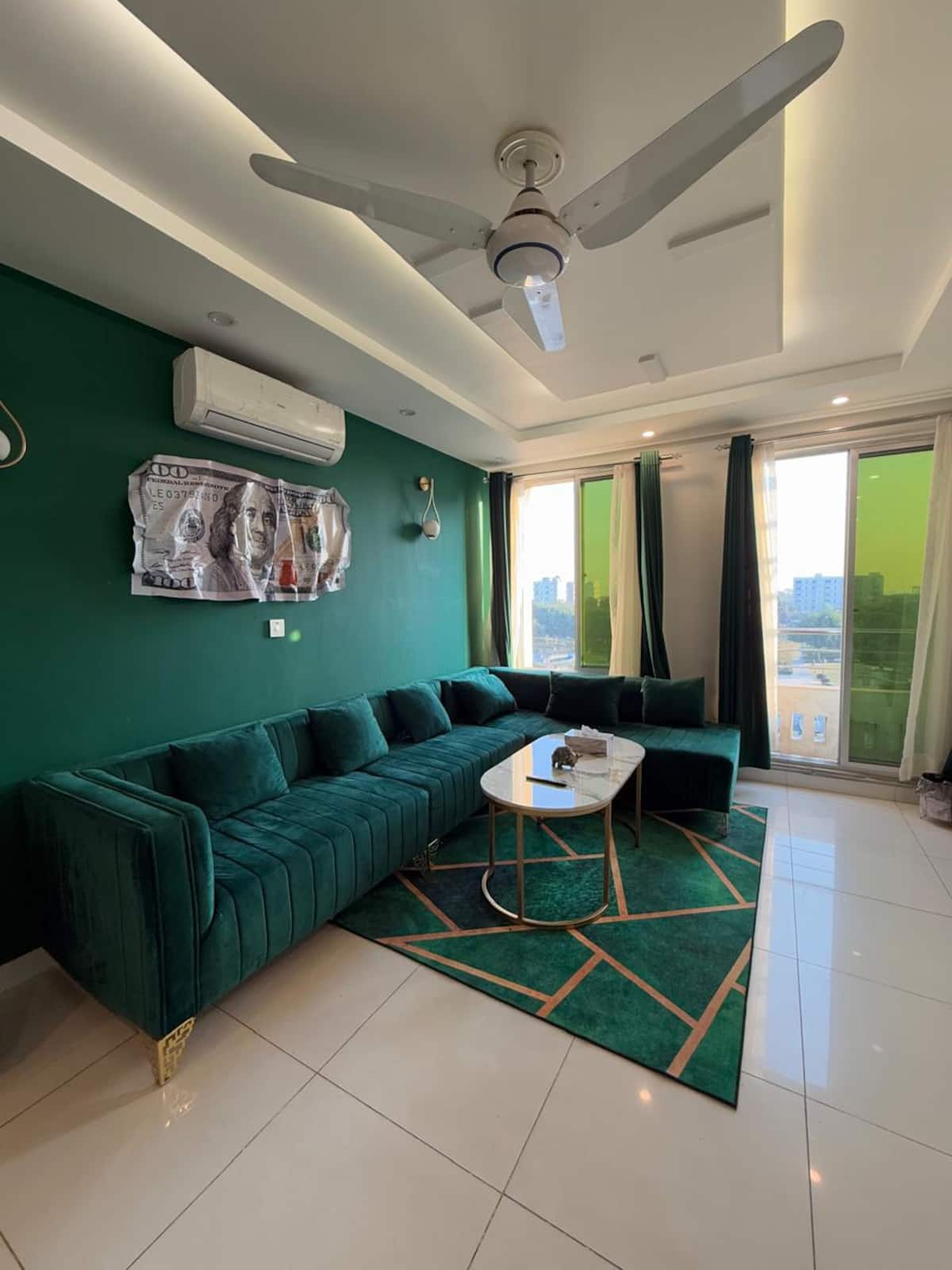 1BHK Flat | Secure Building | Scenic Window View photo 4